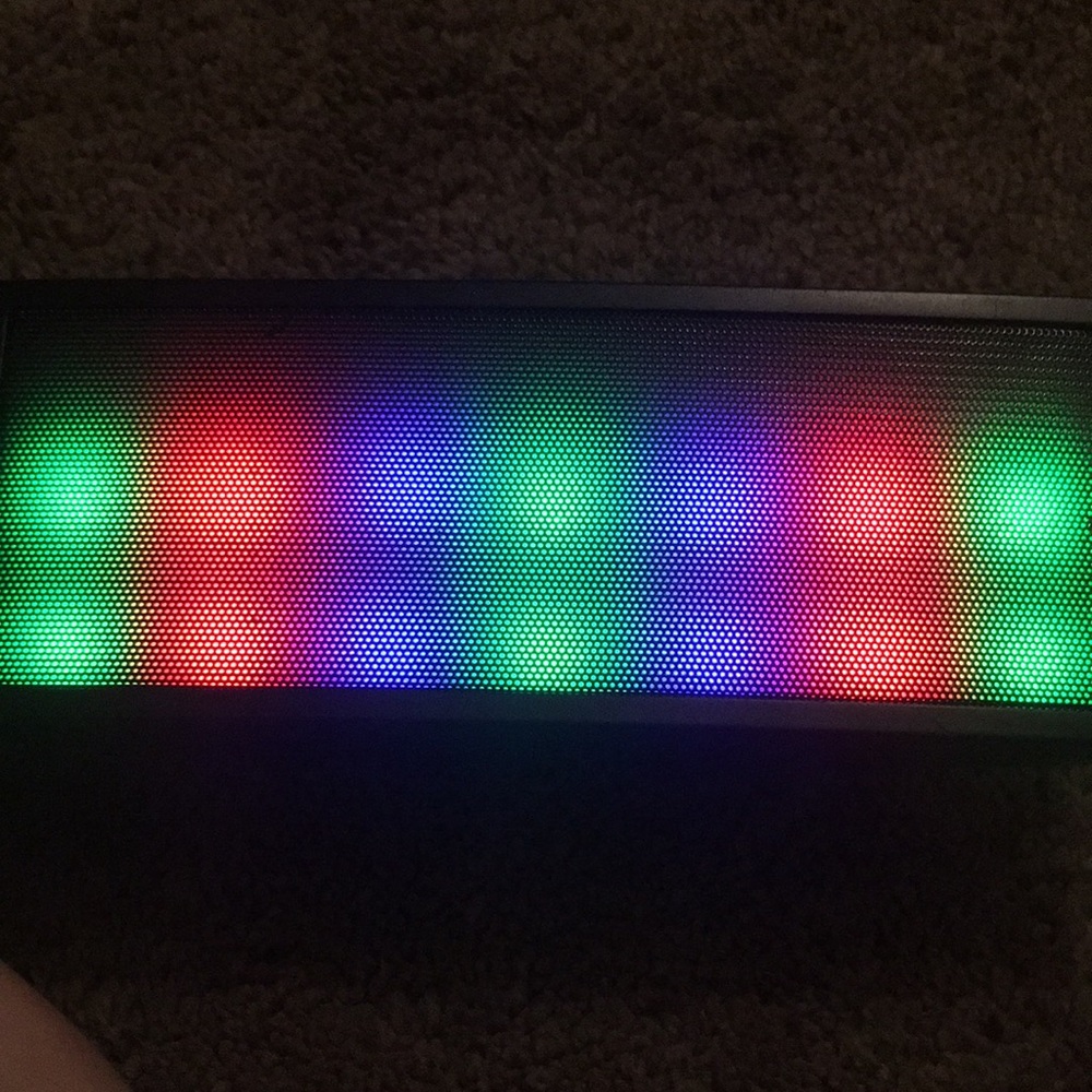 Bluetooth speaker - Picture 2 of 5